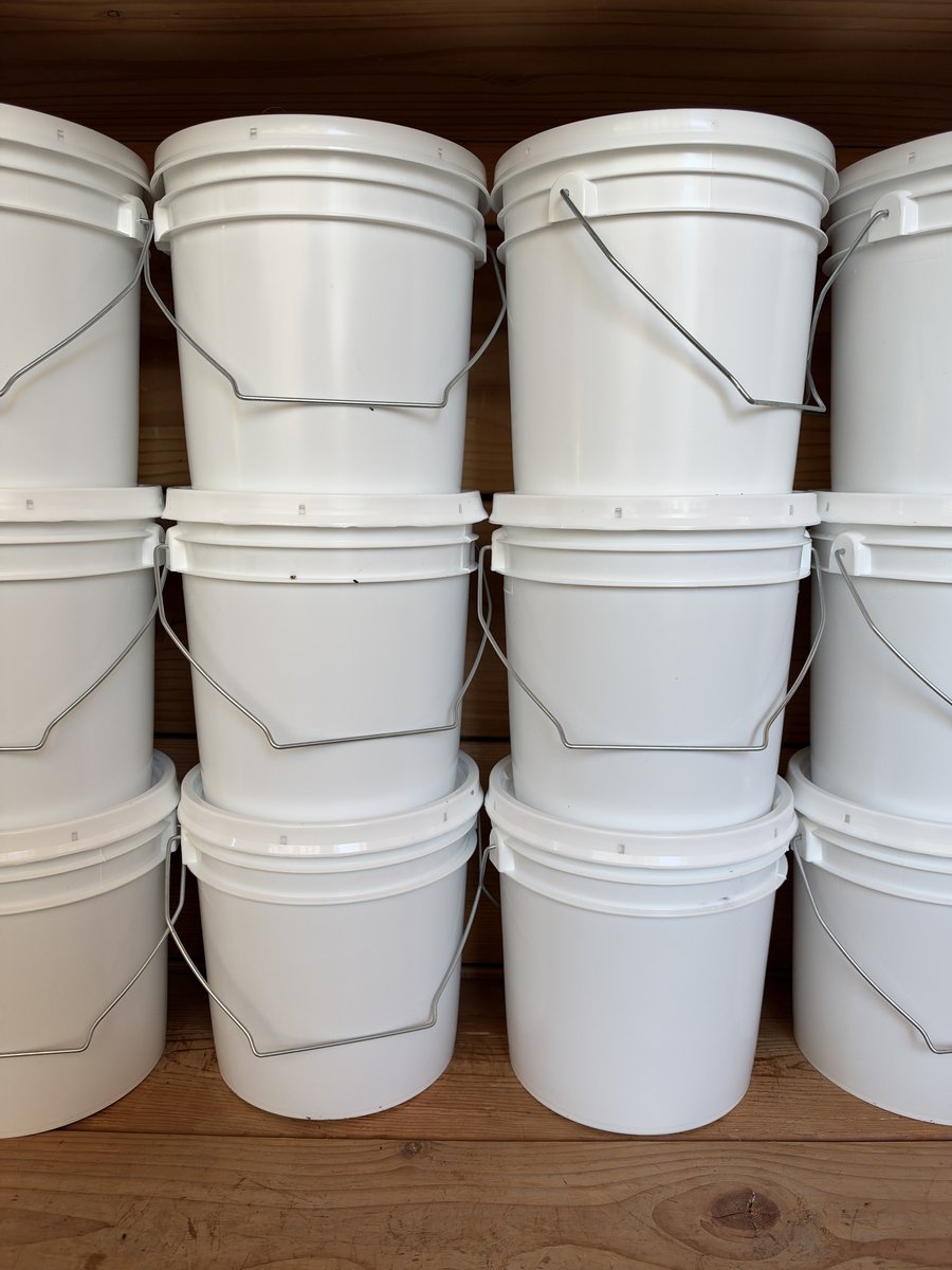 12 lb Food-Grade 1 Gallon Honey Bucket